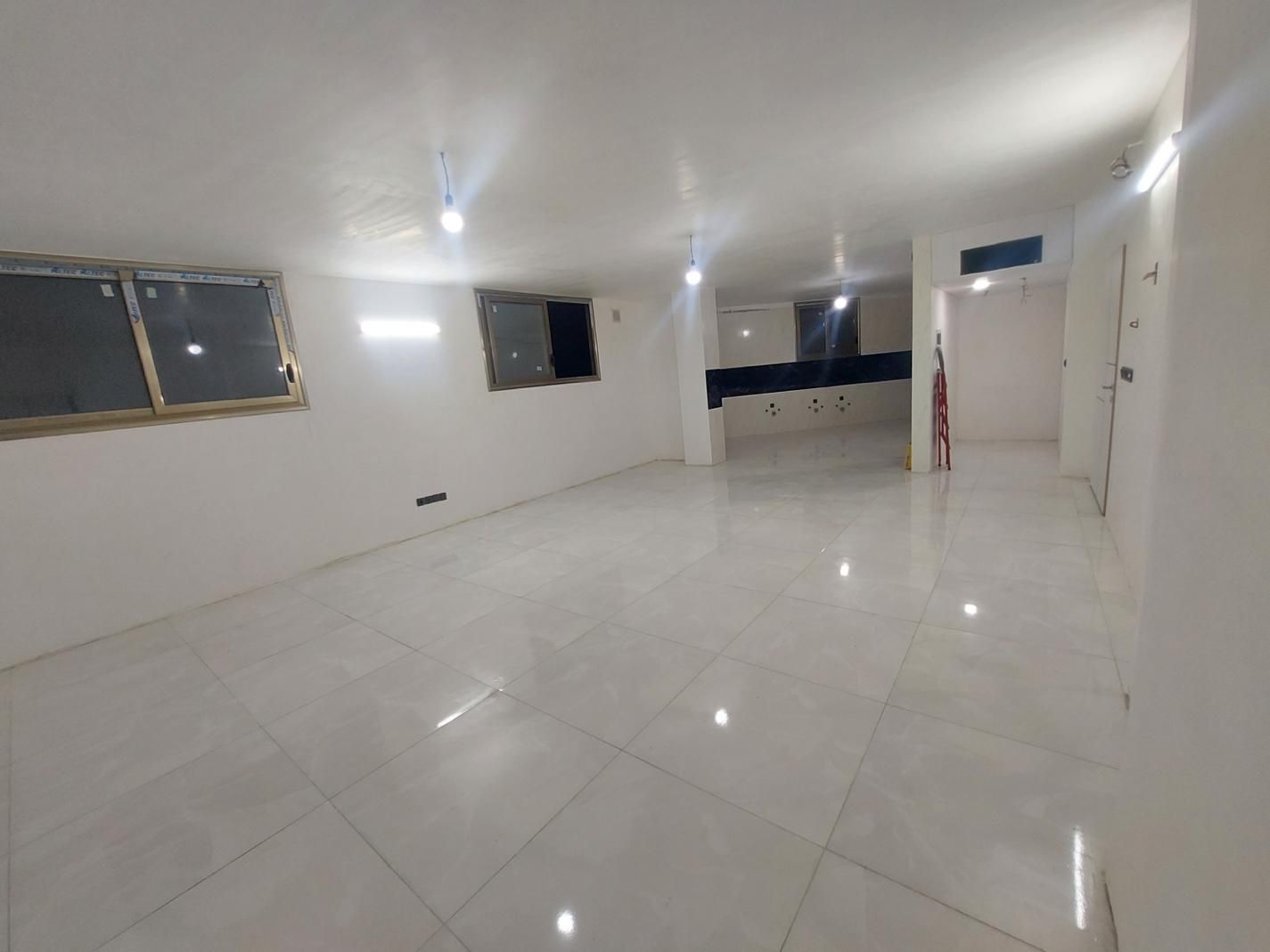 تک واحدی صفر ویو ابدی|فروش آپارتمان|اصفهان, جلوان|دیوار