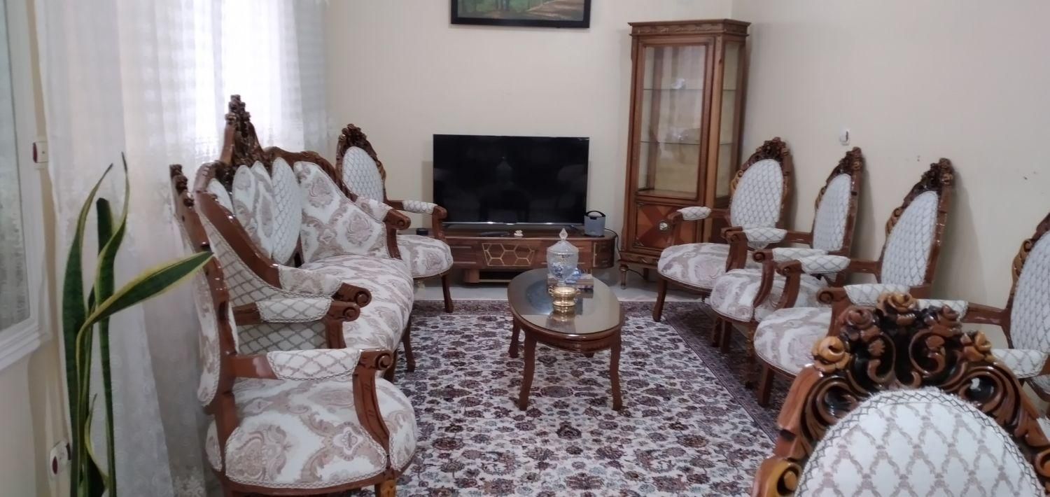 مبلمان ۹ نفره درحد نو|مبلمان خانگی و میز عسلی|تهران, فرحزاد|دیوار