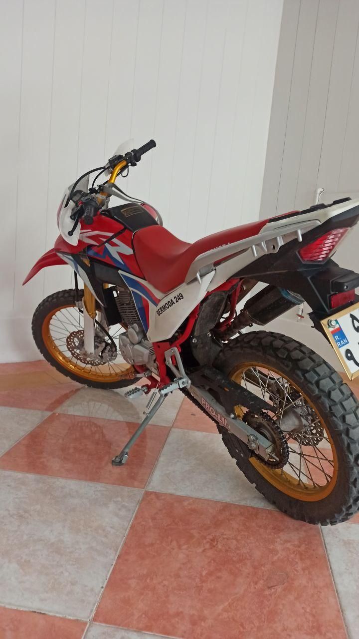 تریلر برمودا 250 XR نیوفیس 1403|موتورسیکلت|تهران, افسریه|دیوار