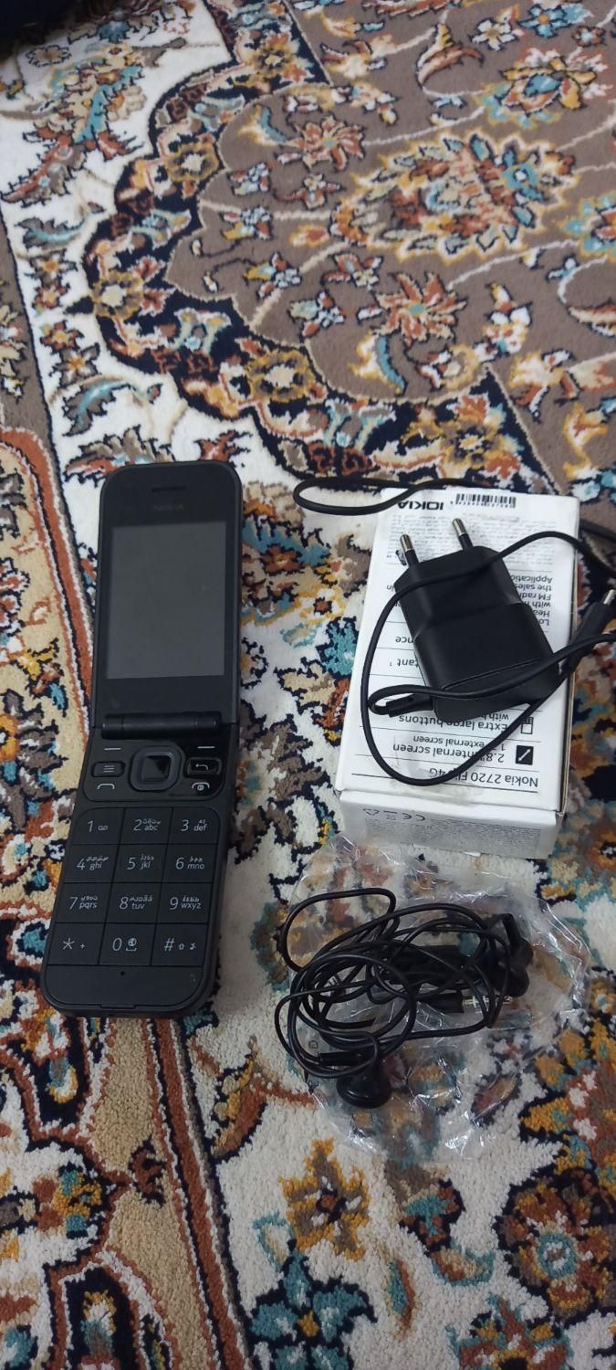 گوشی نوکیا تاشو مدل2720Flip4G|موبایل|اسلام‌شهر, |دیوار