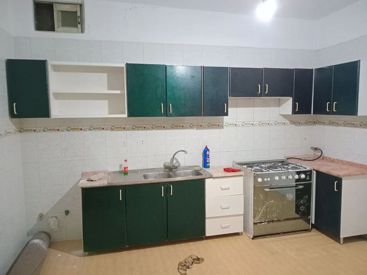 کابینت فلزی ۴ متر بالا و پایین فقط ۱۰ میلیون|مصالح و تجهیزات ساختمان|سلمان‌شهر, |دیوار