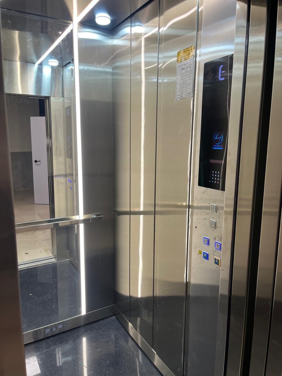 فروش و نصب و تولید کننده کابین آسانسور|خدمات پیشه و مهارت|جلفا, |دیوار