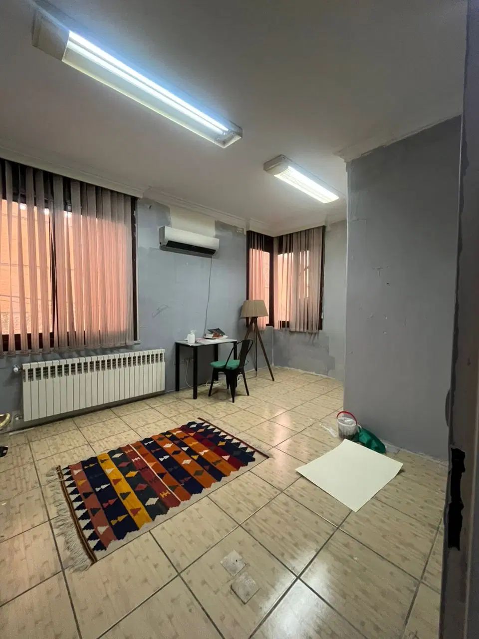 ۱۲۰ متر اداری/ هوم آفیس نزدیک مترو / زیر قیمت|اجارهٔ دفتر کار، اتاق اداری، مطب|تهران, سنائی|دیوار