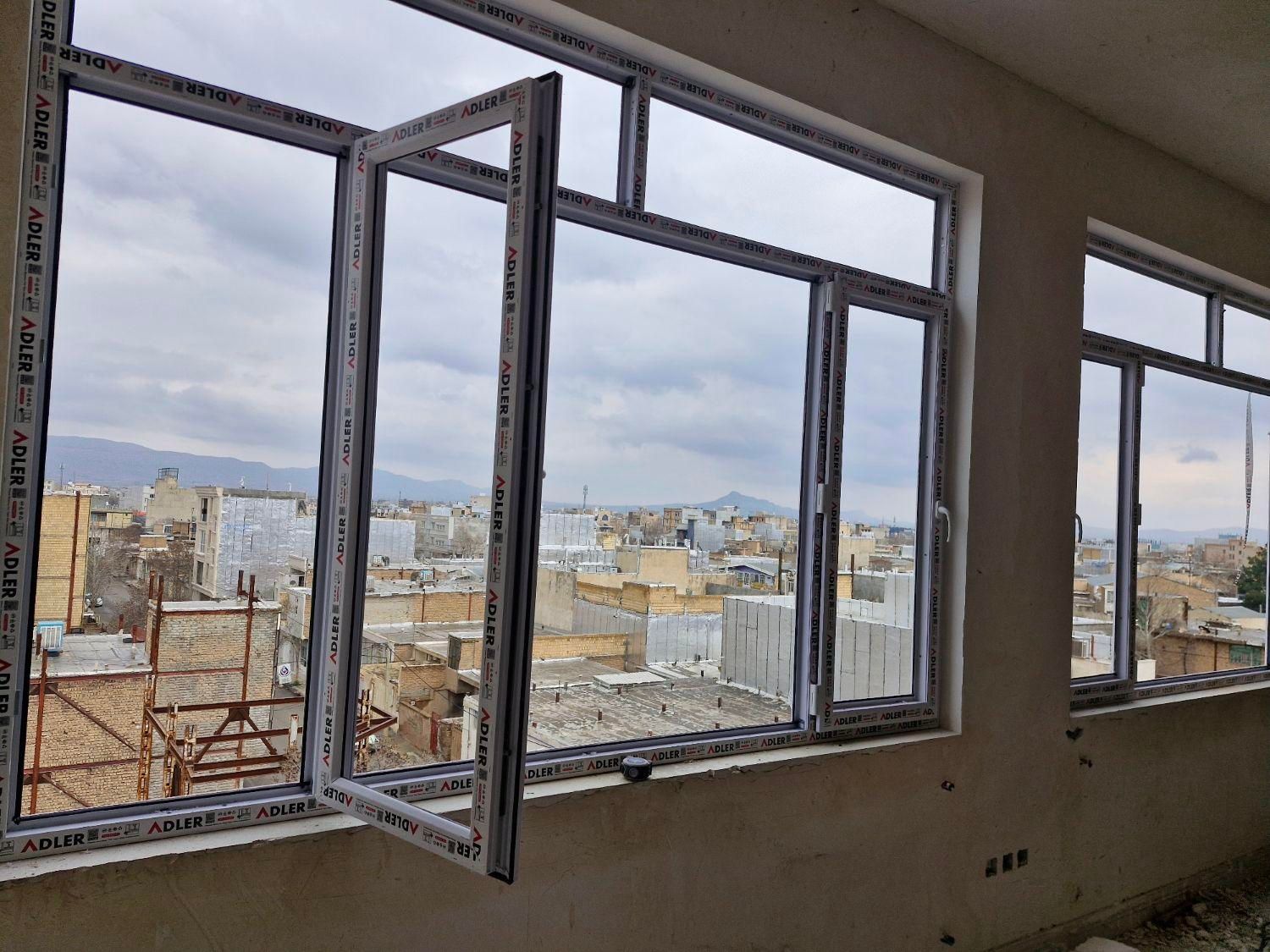 درب پنجره اسماعیلی افلاک دُر|مصالح و تجهیزات ساختمان|کوهدشت, |دیوار