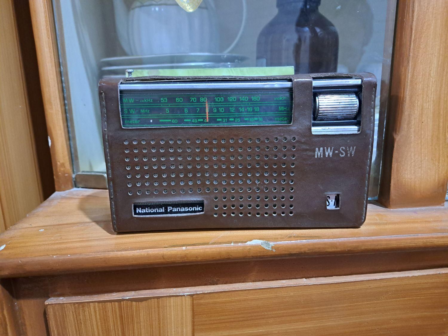 رادیوهای عتیقه ژاپنی با گیرندگی بالا|کلکسیون اشیاء عتیقه|ملکآباد, |دیوار