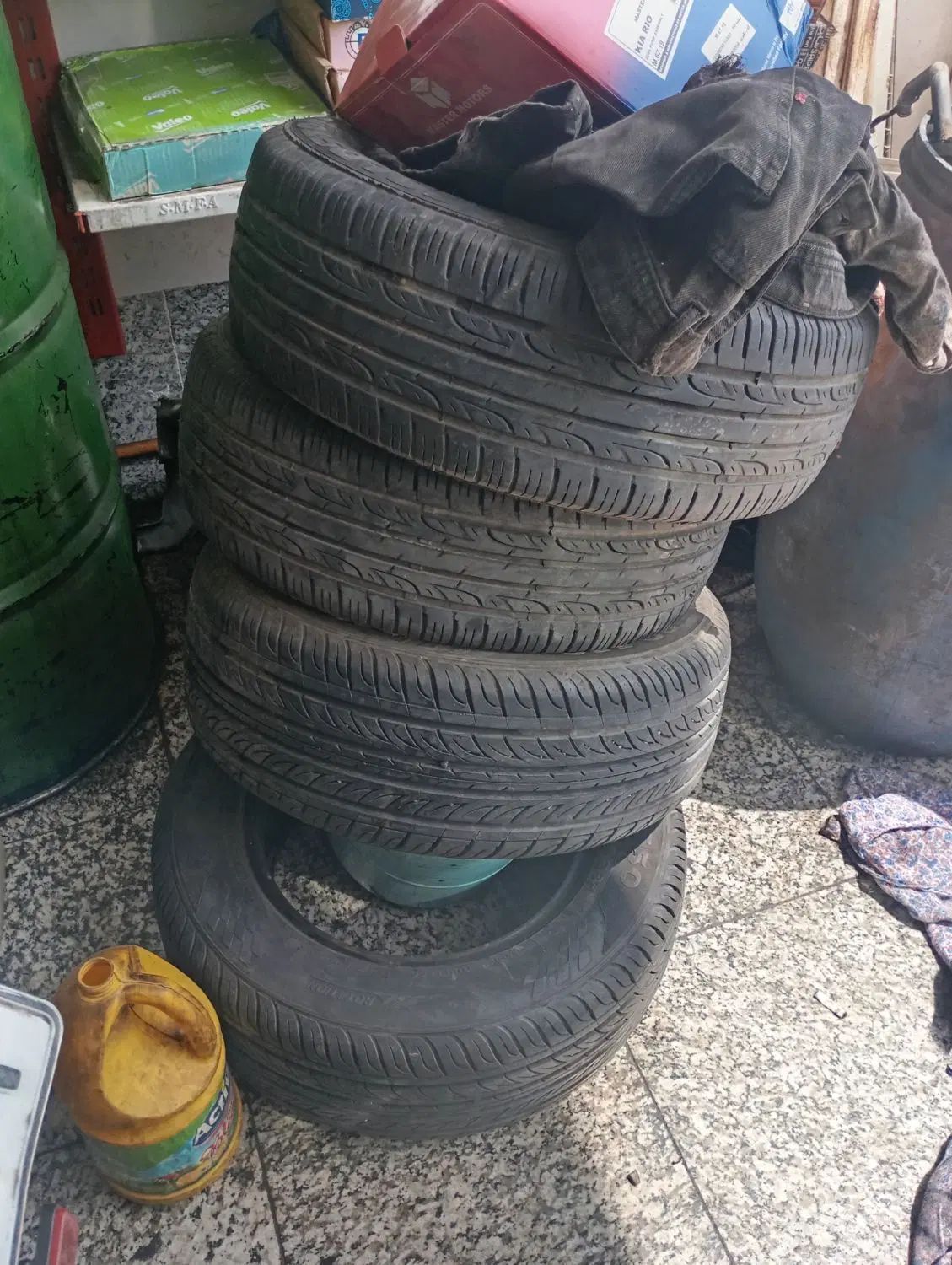 چهار حلقه لاستیک ۸۰٪|قطعات یدکی و لوازم جانبی|تهران, شهرک صدرا|دیوار