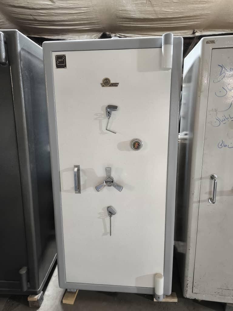 فروشی صندوق نسوز|فروشگاه و مغازه|میانه, |دیوار