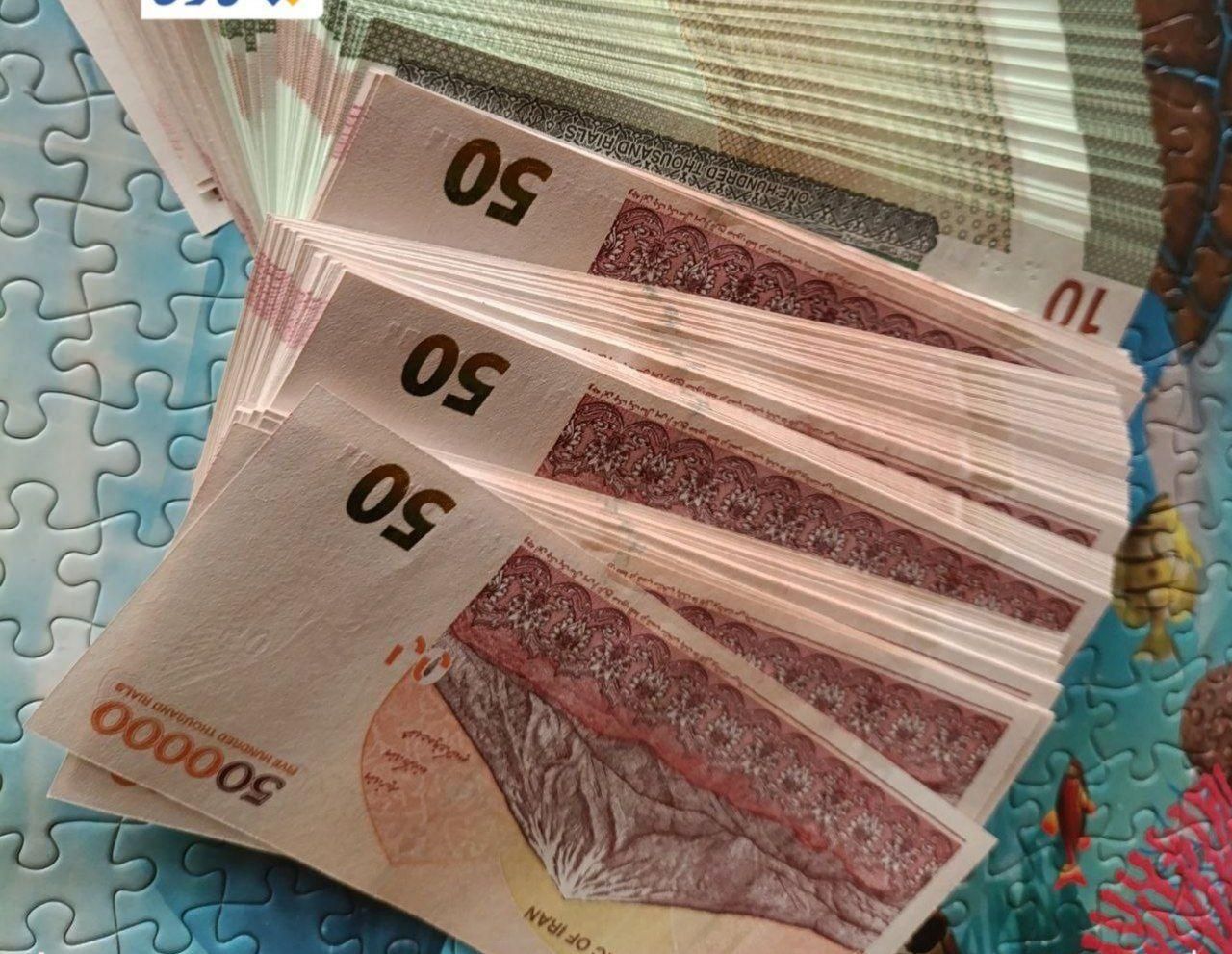 مقداری پول پیدا شد تو ولنجک|اشیا|کرج, شهرک البرز ۳|دیوار