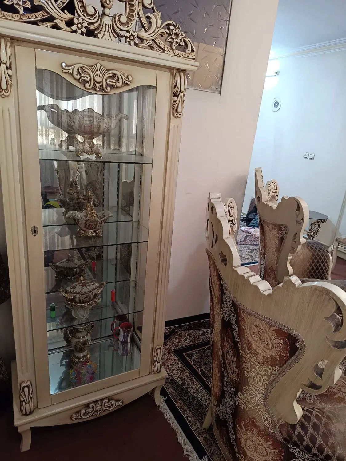 ست کامل مبل سلطنتی ۷نفره به همراه ناهارخوری ۴نفره|مبلمان خانگی و میز عسلی|تهران, مشیریه|دیوار