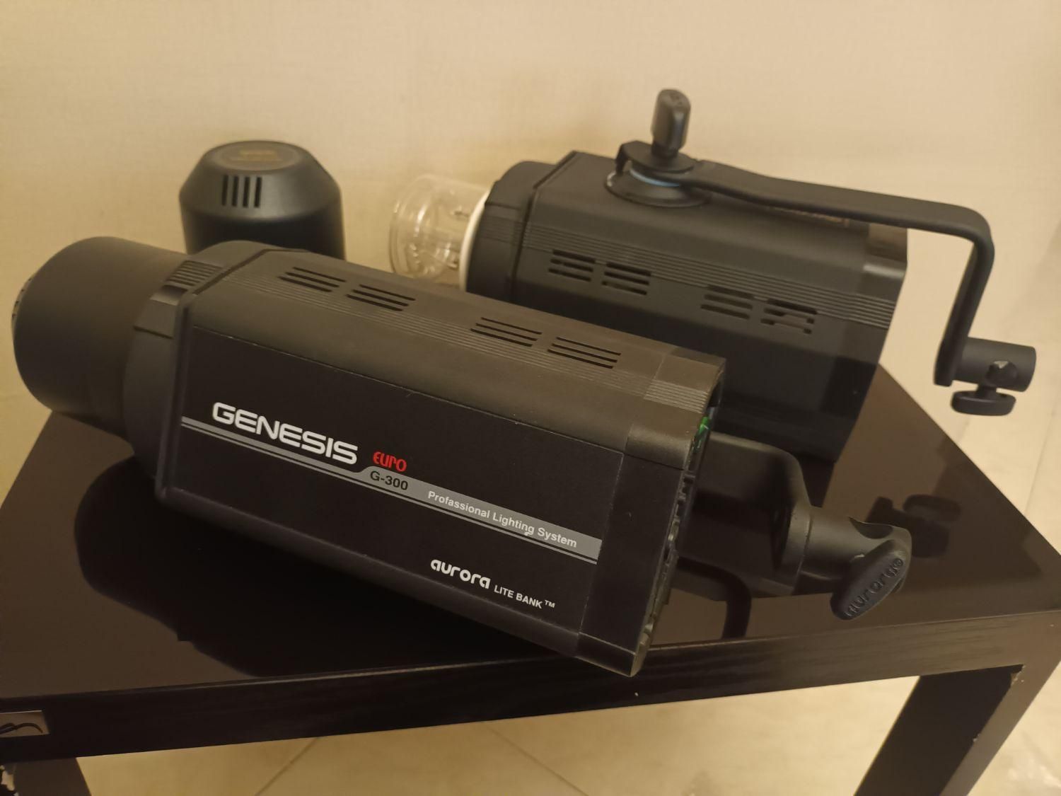 کیت فلاش کیت فلش استودیویی عکاسی نو و آکبند|دوربین عکاسی و فیلمبرداری|تهران, سلسبیل شمالی|دیوار