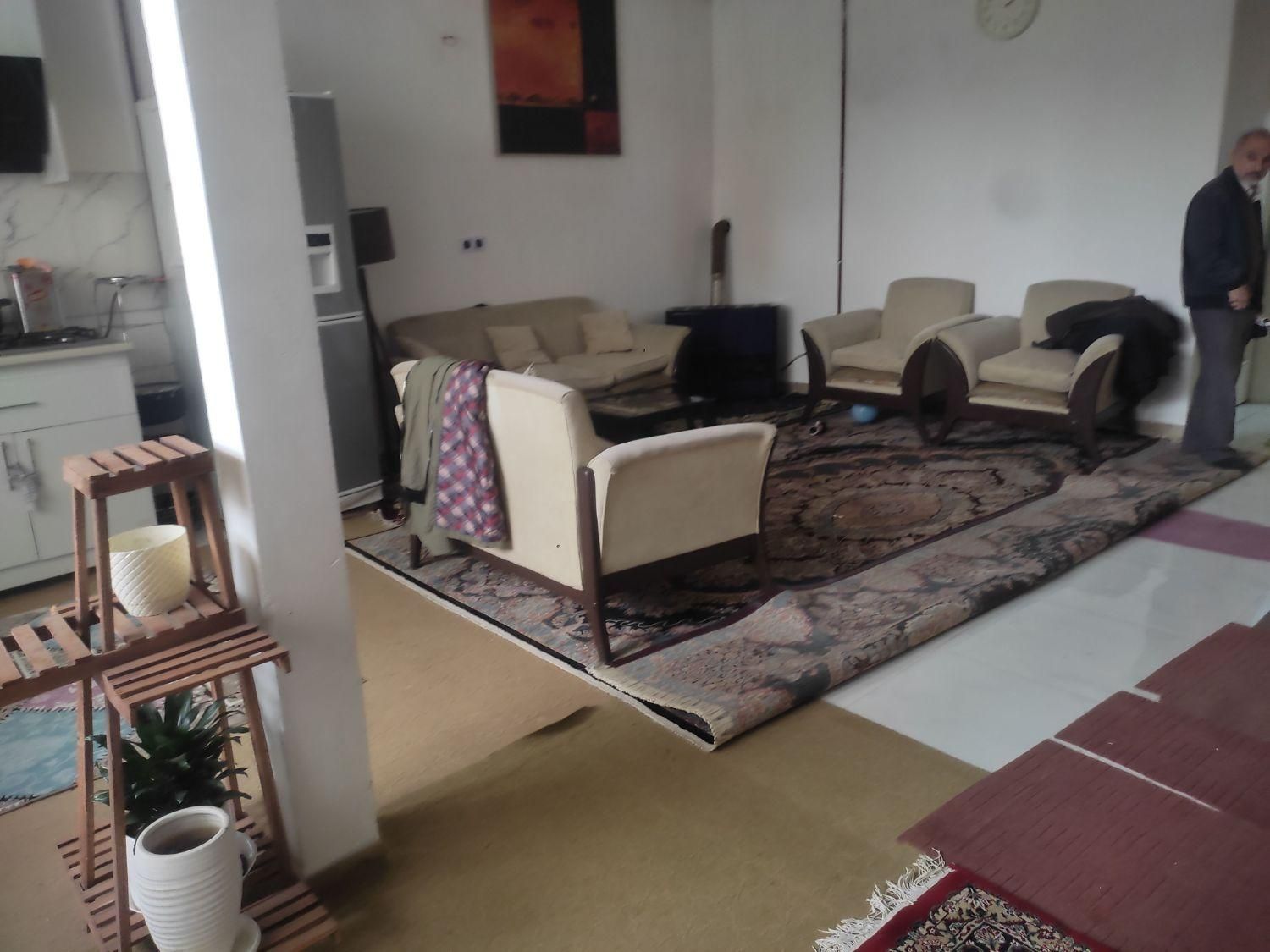 فروش آپارتمان ۱۰۰ متری ۲ خوابه طبقه ۲ در بلوار توس|فروش آپارتمان|مشهد, توس (بلوار توس)|دیوار