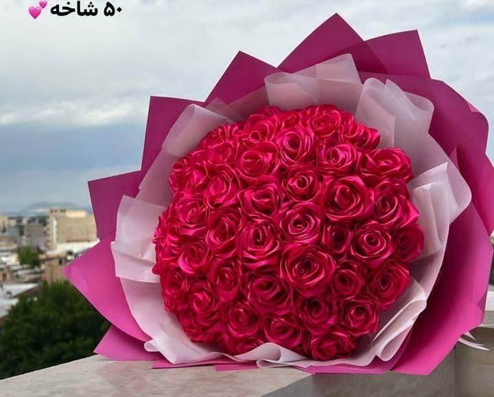 گل رز ربانی شاخه ایی ۲۰ و گل برای روز اول مهر|گل مصنوعی|رشت, پل تالشان|دیوار