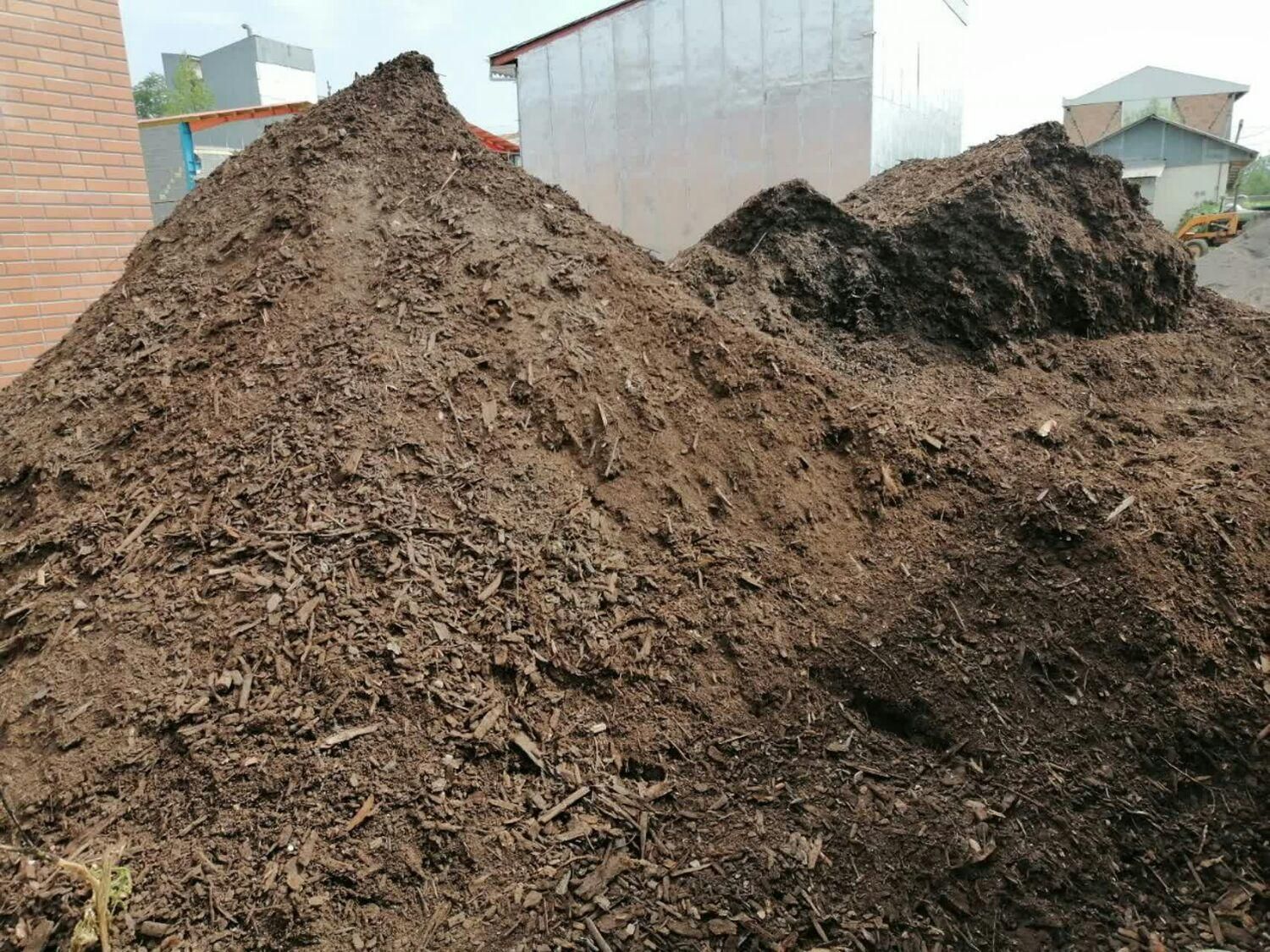 خاک برگ پوسیده|خدمات باغبانی و درختکاری|رشت, دباغیان|دیوار