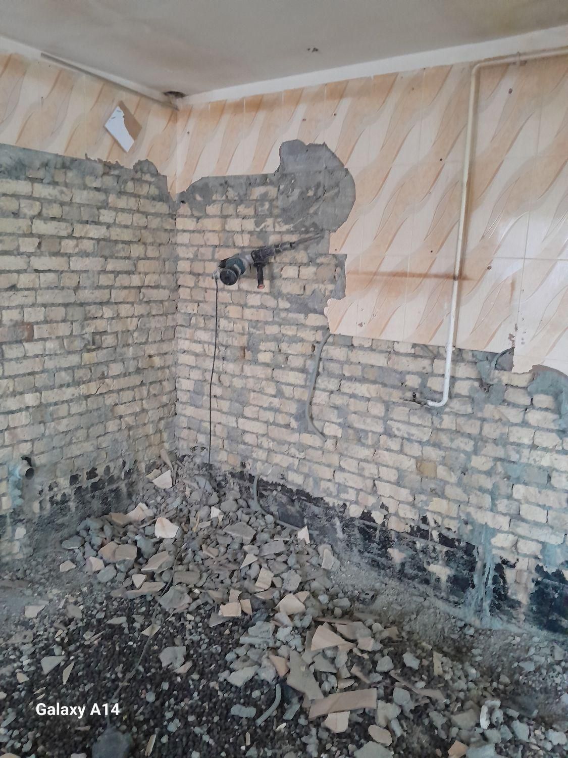 تخریب و تعمیرات|خدمات پیشه و مهارت|دهگلان, |دیوار