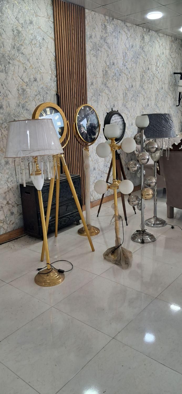 ساعت ،آباژور ، کنار سالنی|لوستر و چراغ آویز|رشت, حومه رشت|دیوار