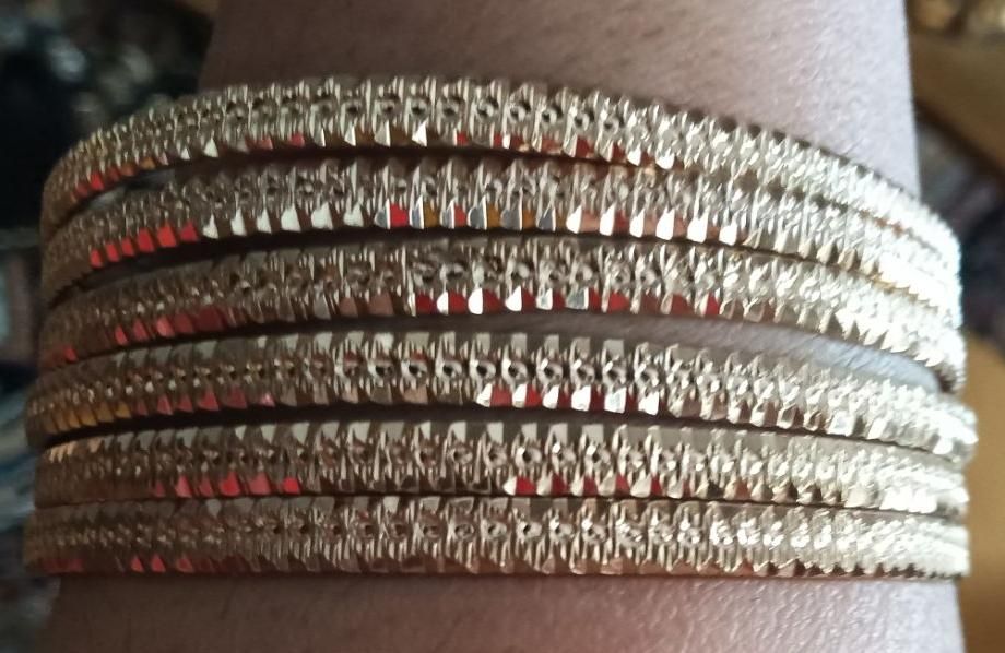 النگوروسی|بدلیجات|قم, سراجه (۱۵ خرداد)|دیوار