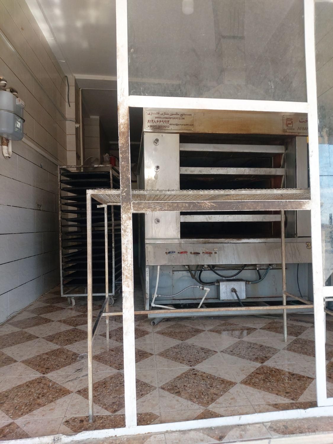 فروش فوری نانوایی فعال|فروشگاه و مغازه|بمپور, |دیوار