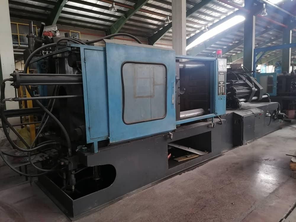 دستگاه ۶۵۰ تن تزریق پلاستیک|ماشین‌آلات صنعتی|شیراز, شهرک گلها|دیوار