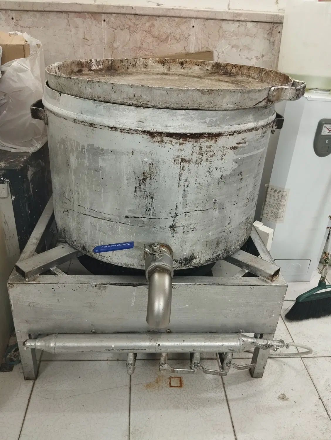 دیگ بخار پز و گاز ، پاتیل و گاز ، سماور ،دمکش برنج|کافی‌شاپ و رستوران|مشهد, نیروی هوایی|دیوار