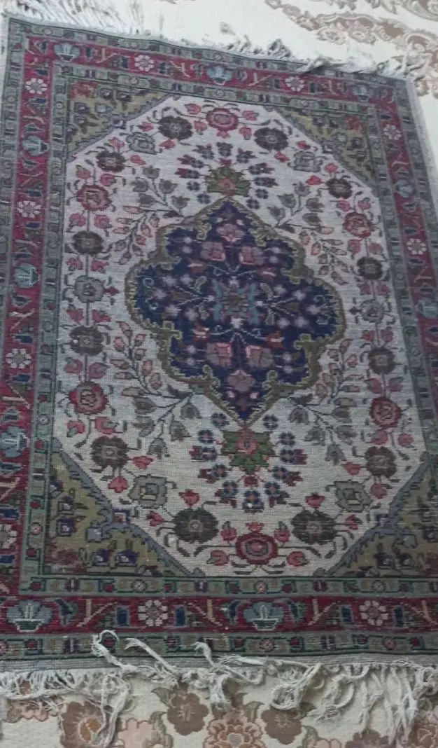 جفت قالیچه دستبافت تبریز|فرش|رشت, حاجی آباد|دیوار