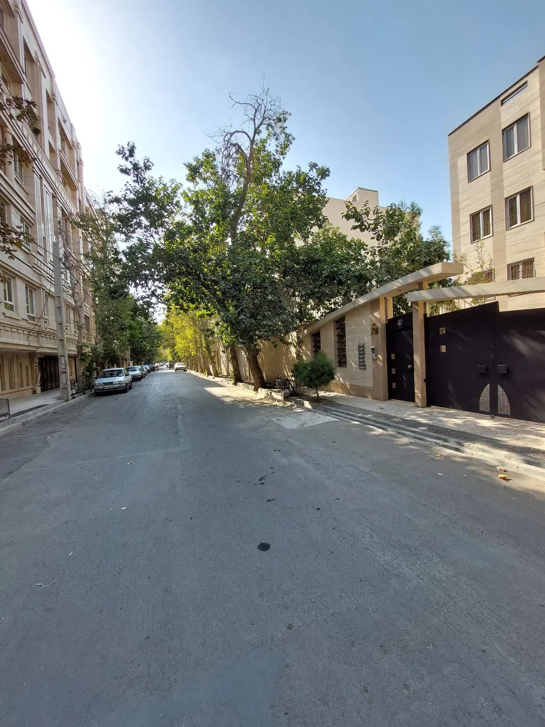 واحد 95متری تاپ لوکیشن رزکان نو واریانشهر کرج|فروش آپارتمان|کرج, شهرک بنفشه|دیوار