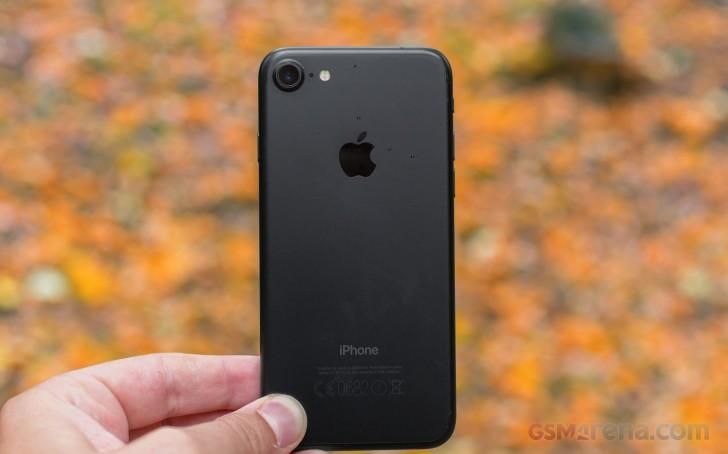 اپل iPhone 7 با حافظهٔ ۱۲۸ گیگابایت|موبایل|تهران, مشیریه|دیوار