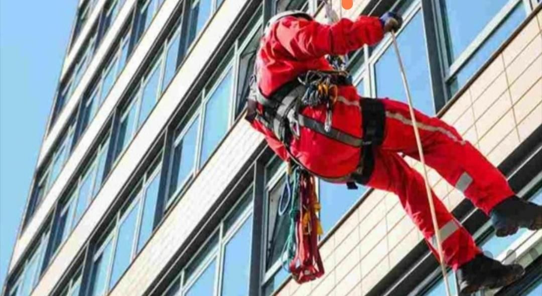 پیچ ورولپلاک نما.آب بندی باموادنانوباطناب|خدمات پیشه و مهارت|همدان, |دیوار