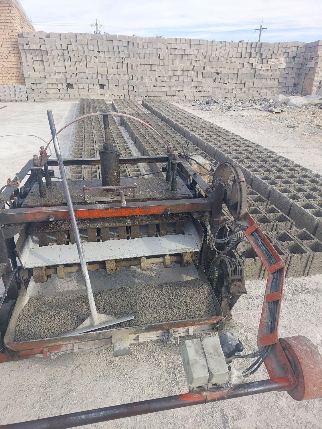 فروش انواع مصالح ساختمانی|عمده‌فروشی|شیراز, نصر|دیوار