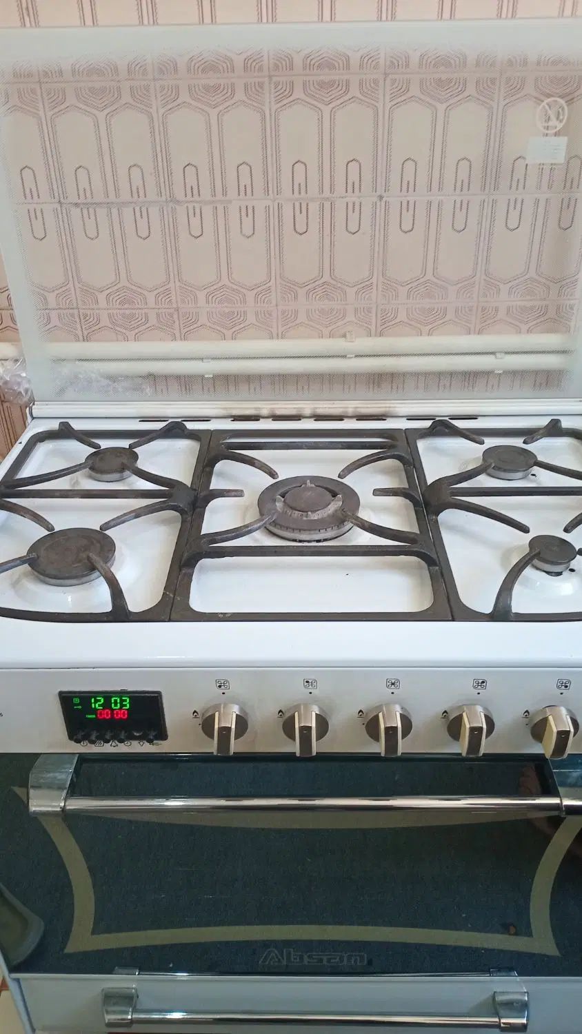 اچاق گاز فر دار|اجاق گاز و لوازم برقی پخت‌وپز|اصفهان, ارغوانیه|دیوار