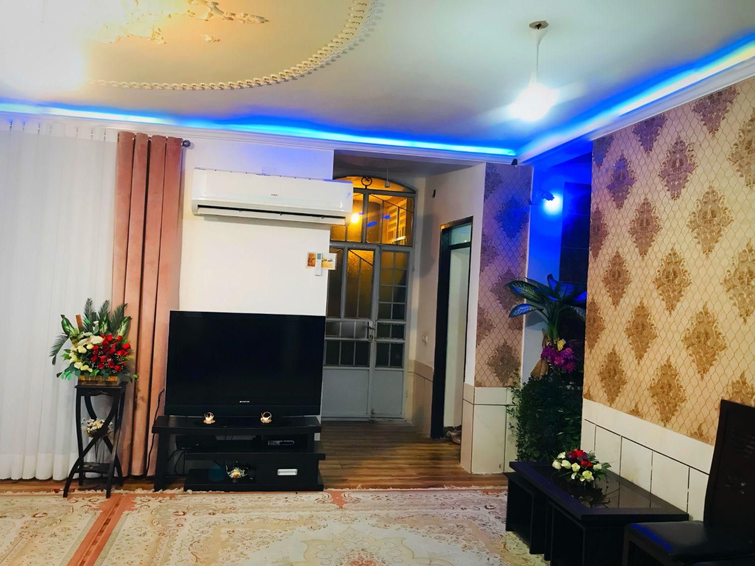 فروش منزل ویلایی|فروش خانه و ویلا|داراب, |دیوار