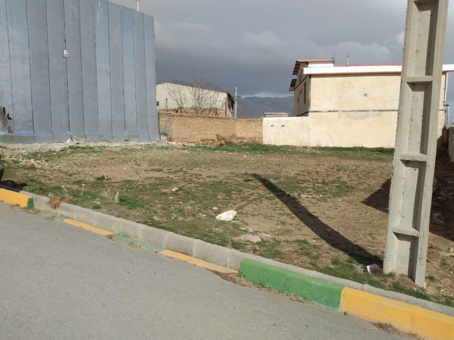 فروش زمین مسکونی ۲۰۰ متری منطقه خوش آب و هوا|فروش زمین و ملک کلنگی|شازند, |دیوار