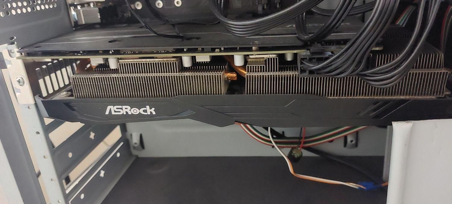 کارت گرافیک RX 5700 XT هشت گیگ GDDR6 گیمینگ|قطعات و لوازم جانبی رایانه|تاکستان, |دیوار