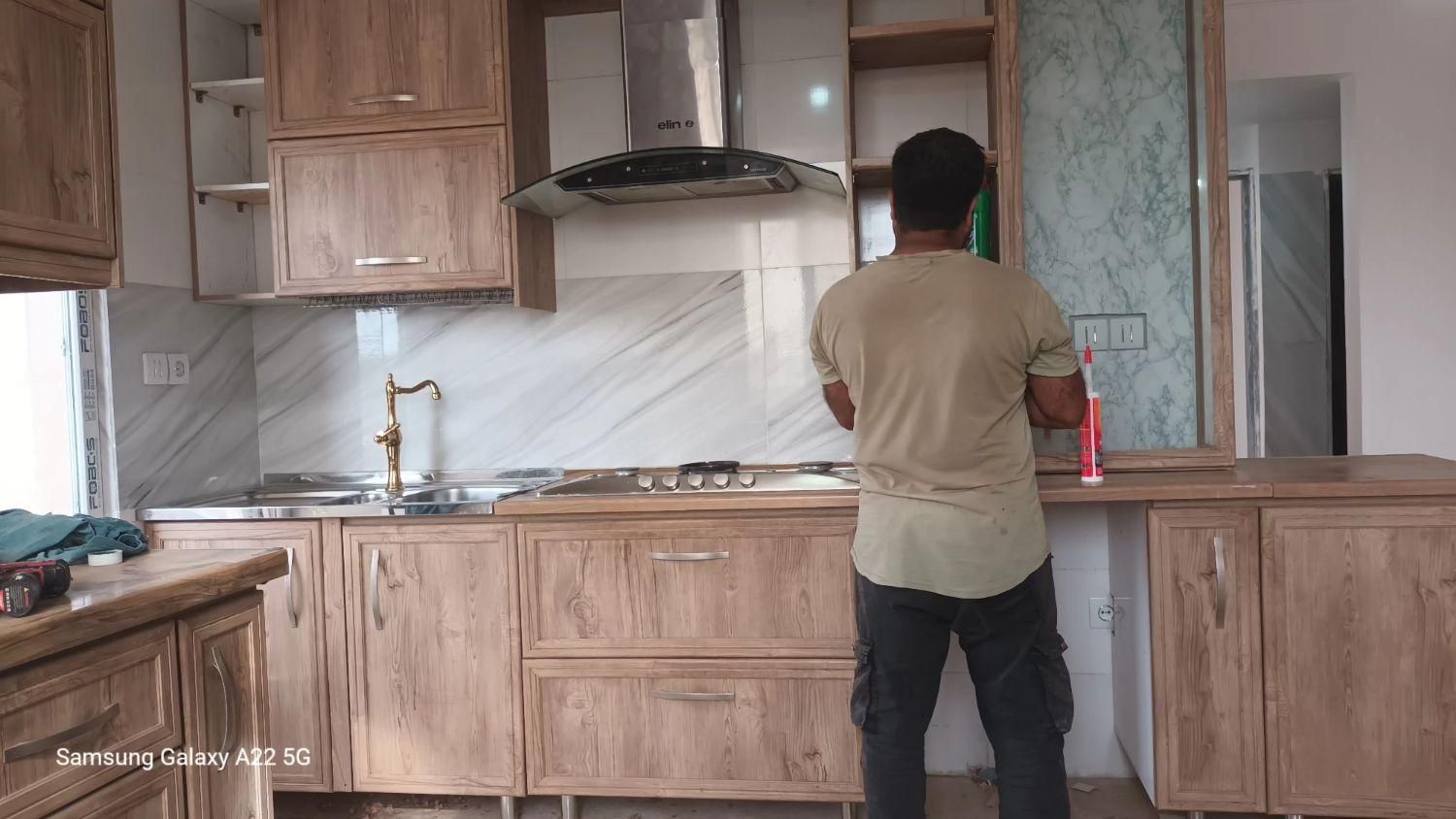 نصب انواع کابینت فلز و ام دی اف ودست دوم|خدمات پیشه و مهارت|پیشوا, |دیوار