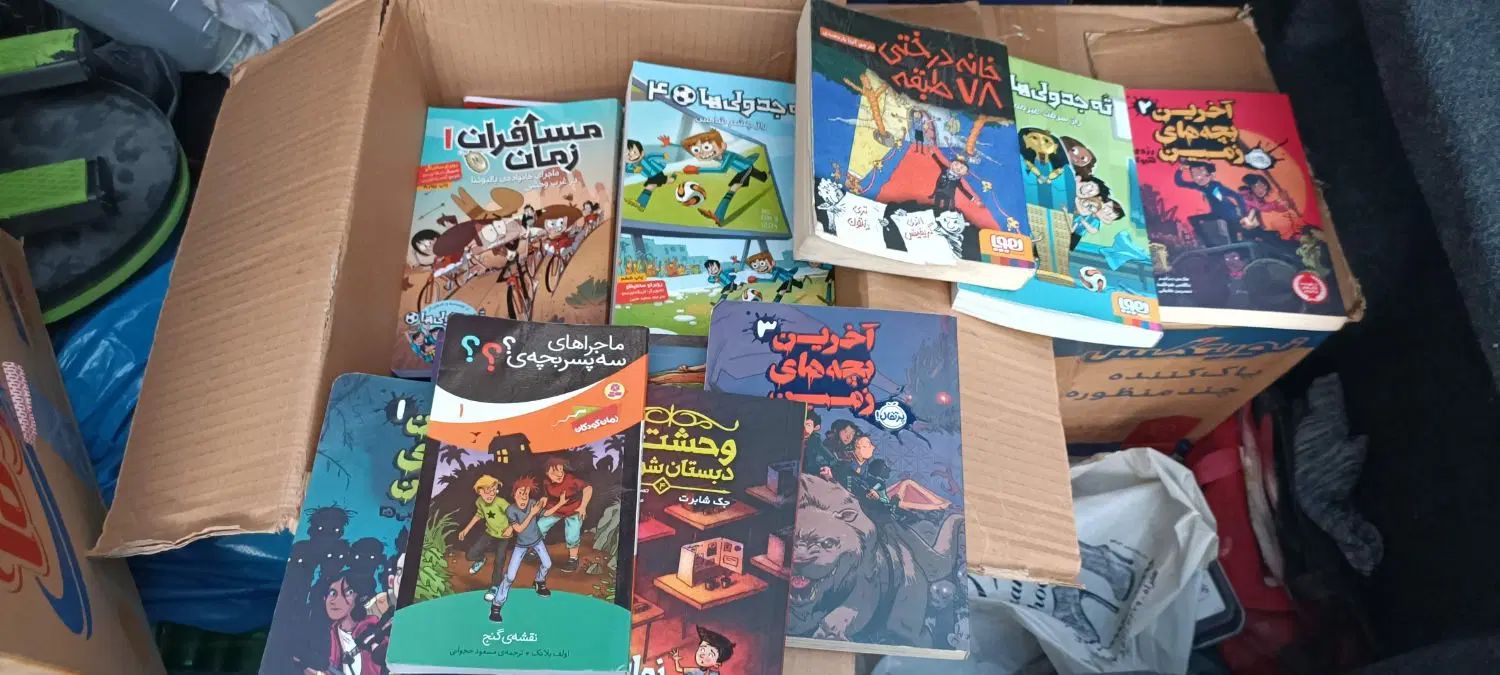 فروش کتاب های رمان نوجوان و بزرگسال و مذهبی|کتاب و مجله ادبی|تهران, فلسطین (میدان انقلاب)|دیوار