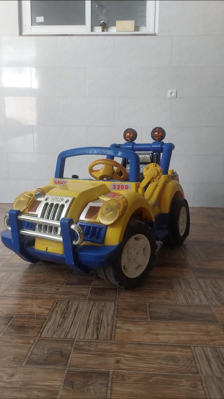 ماشین شارژی|اسباب‌بازی بچه|لردگان, |دیوار