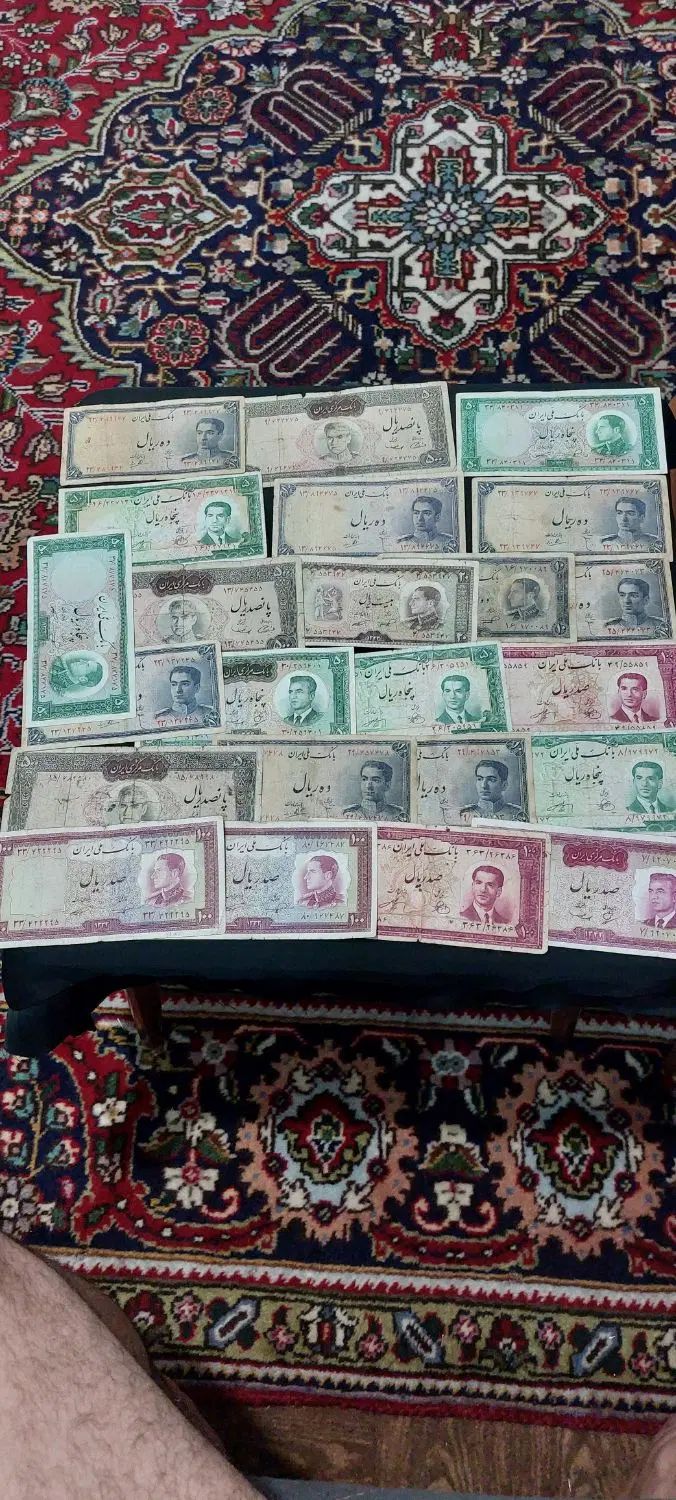 مقداری اسکناس عتیقه|کلکسیون سکه، تمبر، اسکناس|تهران, سلسبیل جنوبی|دیوار