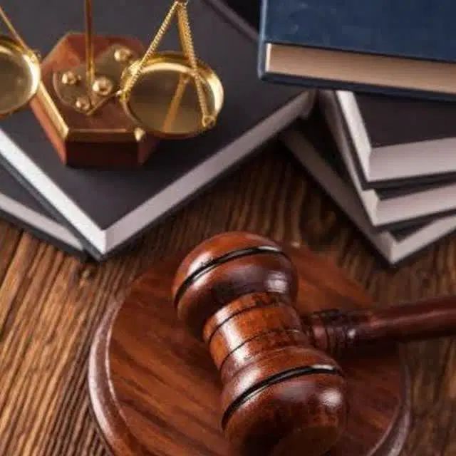 وکالت توسط وکیل در دعاوی کیفری،املاک، اسناد تجاری|خدمات مالی، حسابداری، بیمه|اهواز, نادری|دیوار