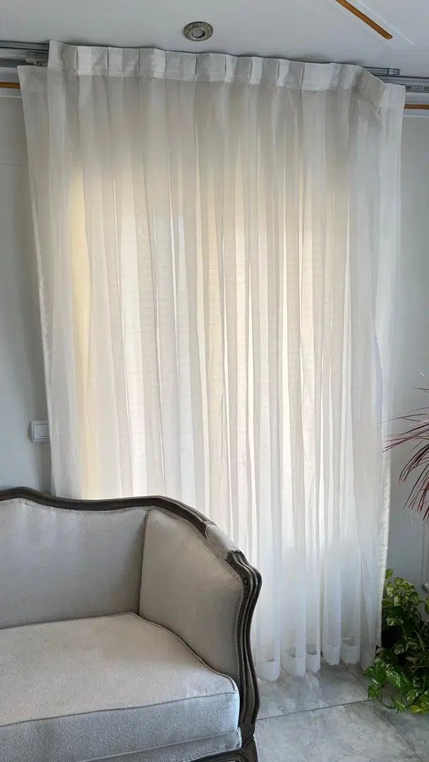 پرده پنجره|پرده، رانر، رومیزی|تهران, میدان ولیعصر|دیوار
