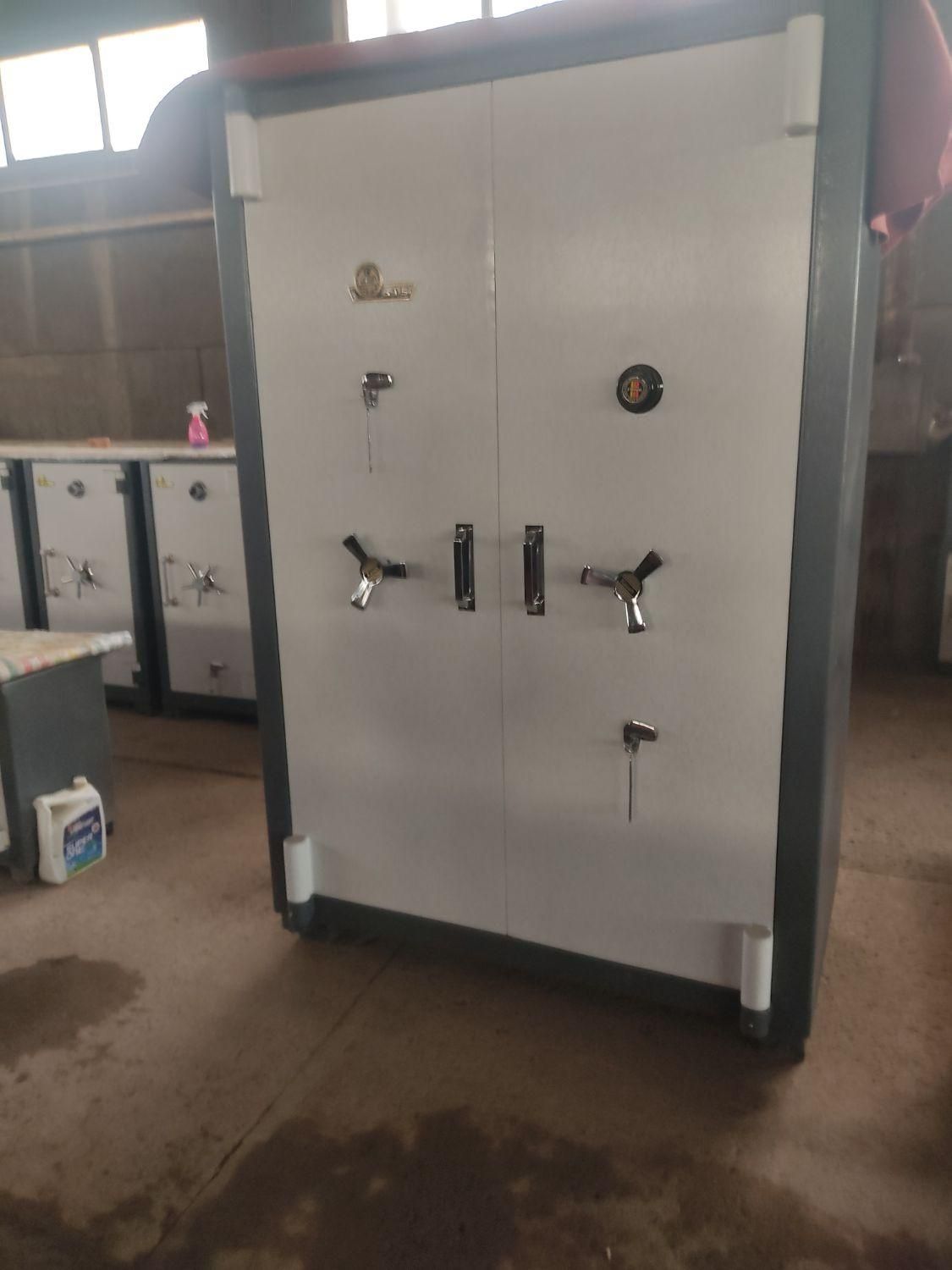 گاوصنذوقهای یک تن و دو تنی زرگری|ابزارآلات|خوی, |دیوار