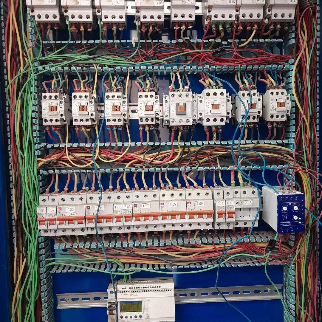 برقکاربرق کارساختمان صنعتی(باتجربه بالا)۲۴ساعته|خدمات پیشه و مهارت|بندرعباس, |دیوار