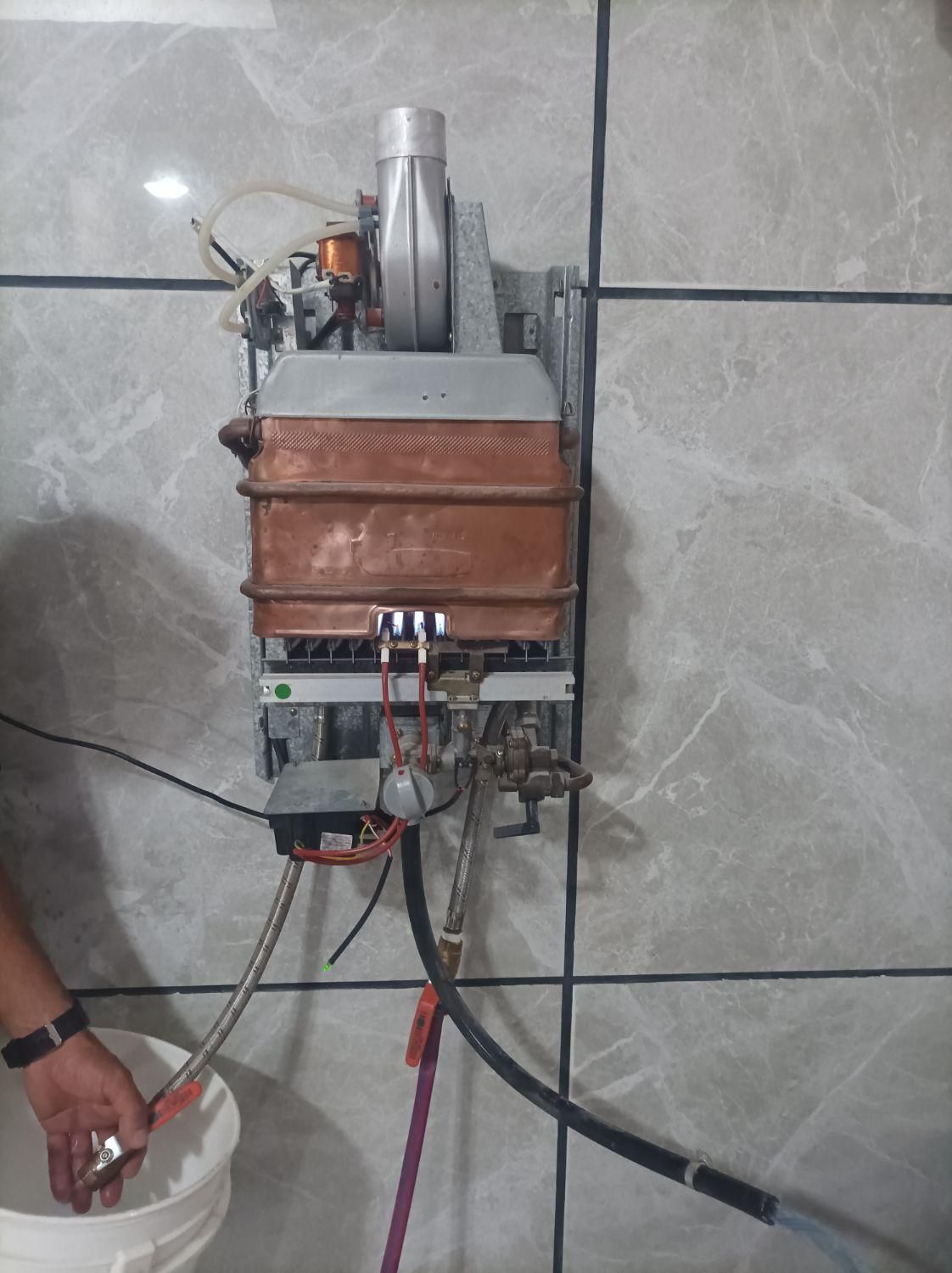 آبگرمکن برقی B15 فن دار بوتان|آبگرمکن، پکیج، شوفاژ|قزوین, |دیوار