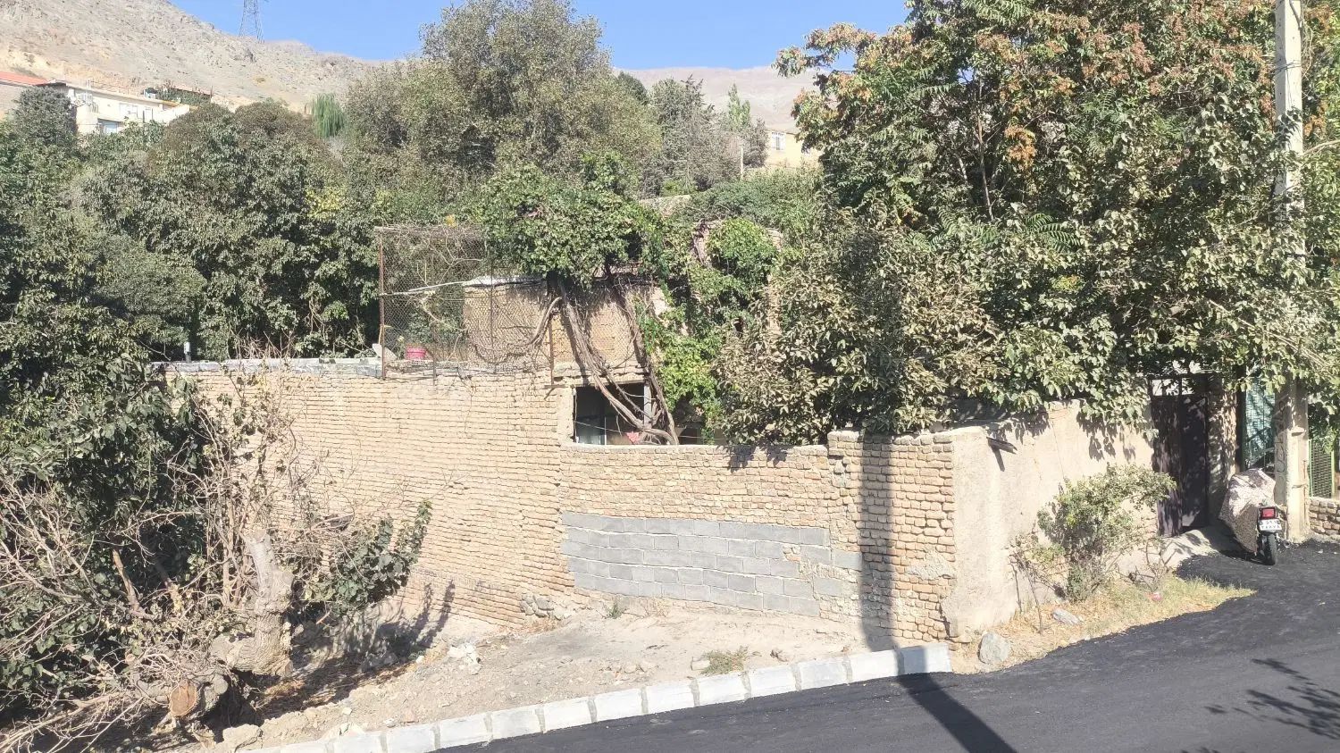 خانه ویلای قدیمی ساخت|فروش خانه و ویلا|کرج, کلاک بالا|دیوار