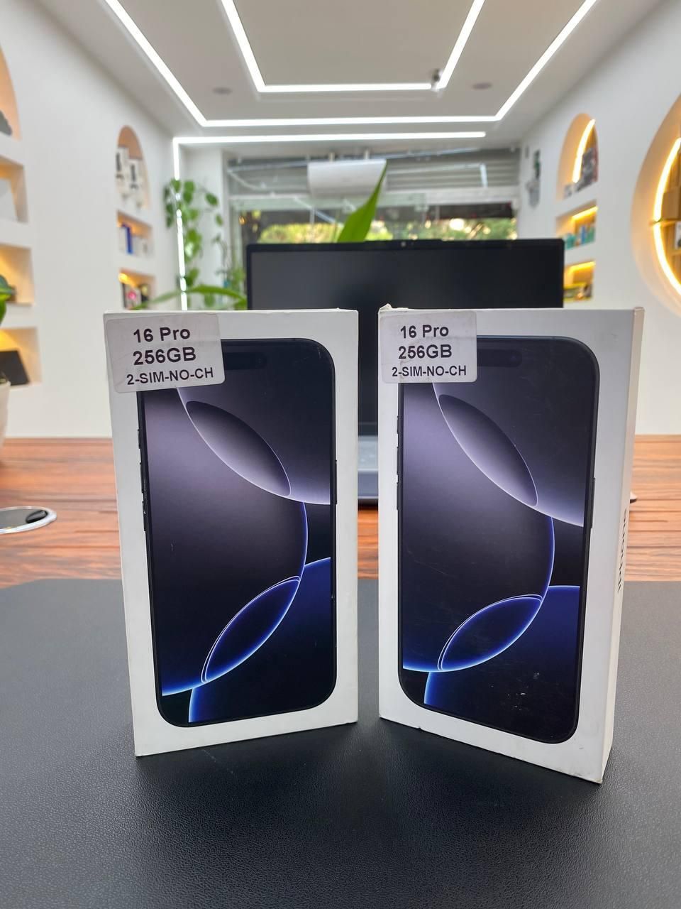 اپل iPhone 16 Pro با حافظهٔ ۲۵۶ گیگابایت|موبایل|اراک, |دیوار