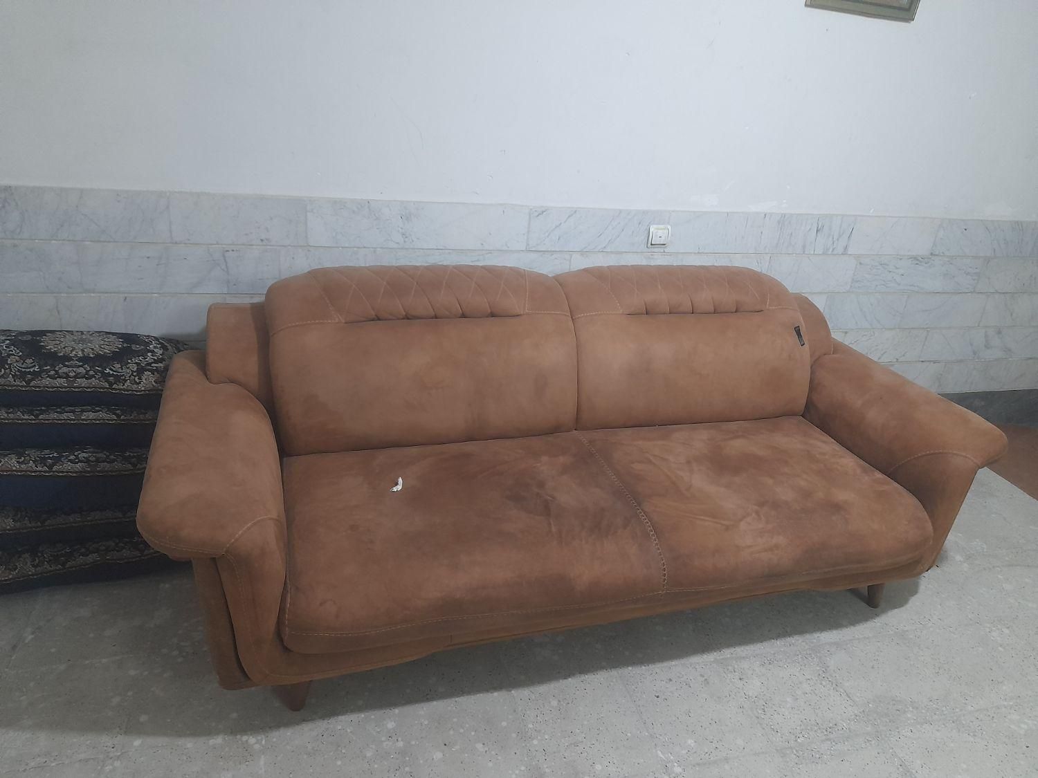 میزنهارخوری ۶نفره همراه کاناپه ۳نفره دوتاش۲۵۰۰|میز و صندلی غذاخوری|رباط‌کریم, |دیوار