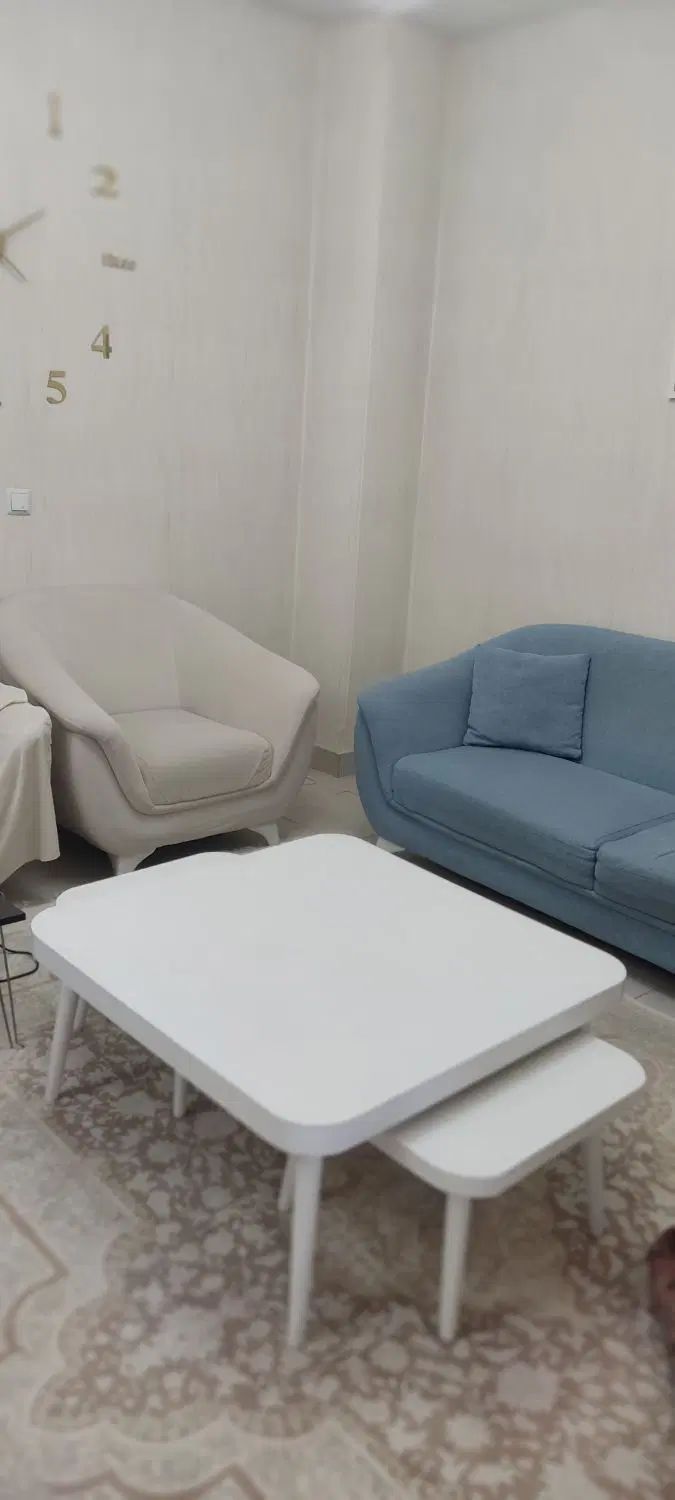 جلو مبلی سفید تمیز|مبلمان خانگی و میز عسلی|کرج, دولت‌آباد|دیوار