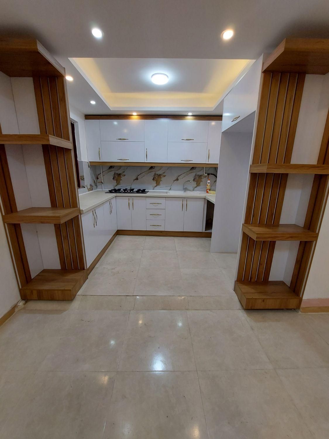 فروش آپارتمان خوش نقشه  نزدیک خیابان اصلی|فروش آپارتمان|رشت, حمیدیان|دیوار