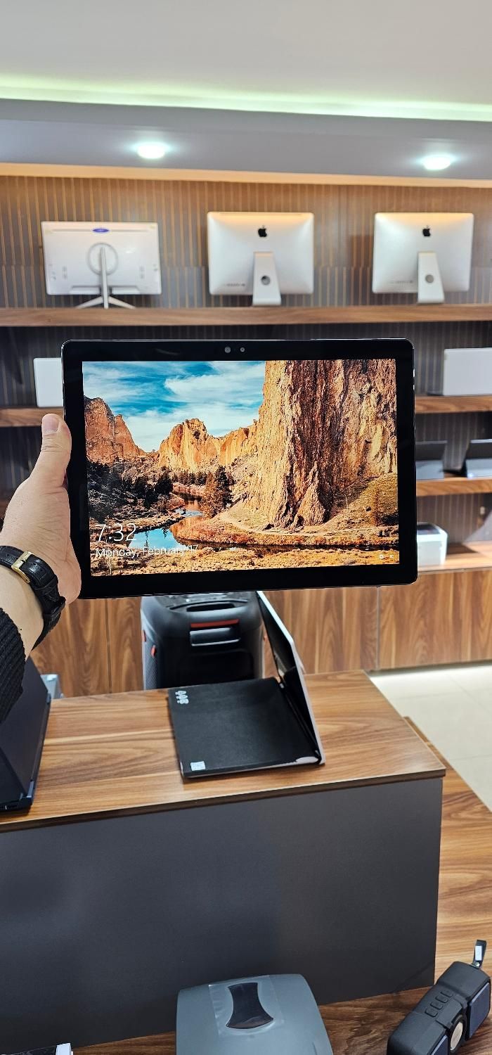 سرفیس جذاب برندDell نسل 10،سیم کارت خور و رم16 گیگ|رایانه همراه|ارومیه, |دیوار