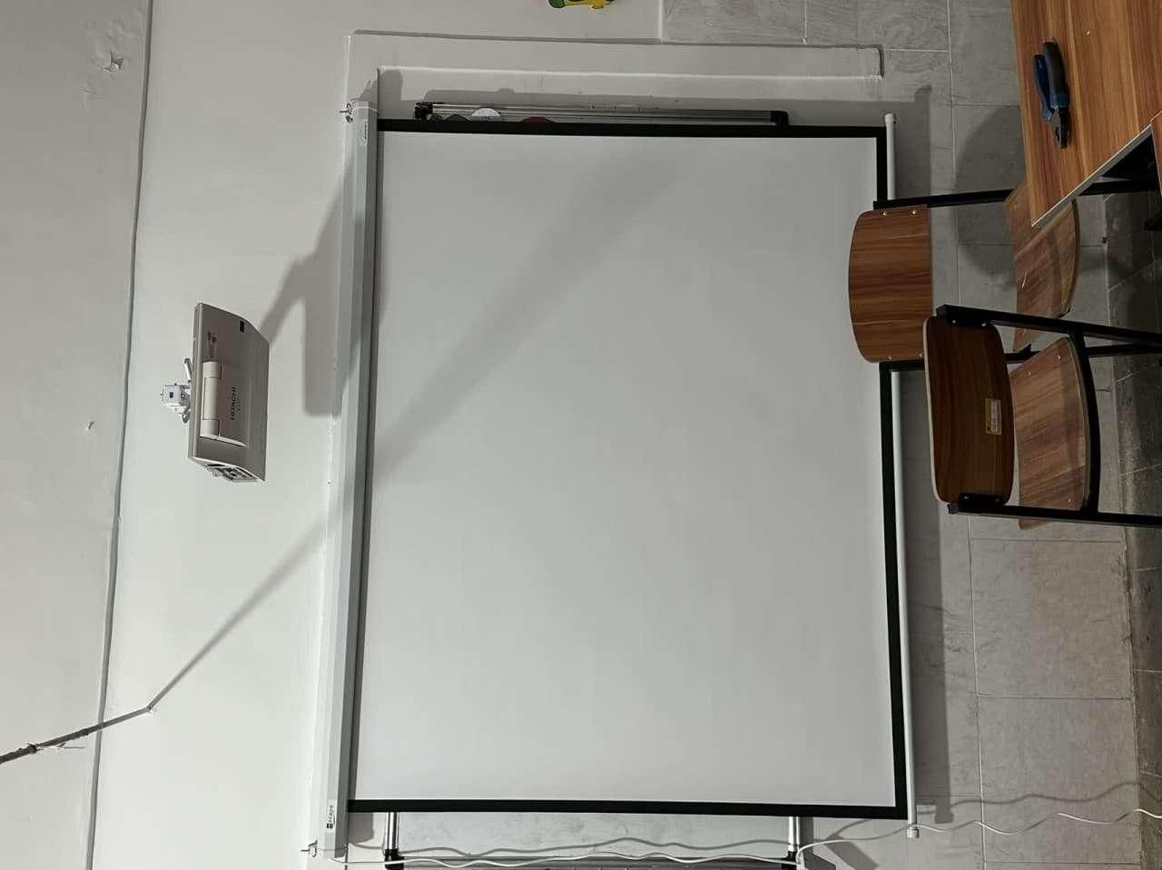 فروش تک و عمده ویدیو پروژکتور|تلویزیون و پروژکتور|یزد, |دیوار