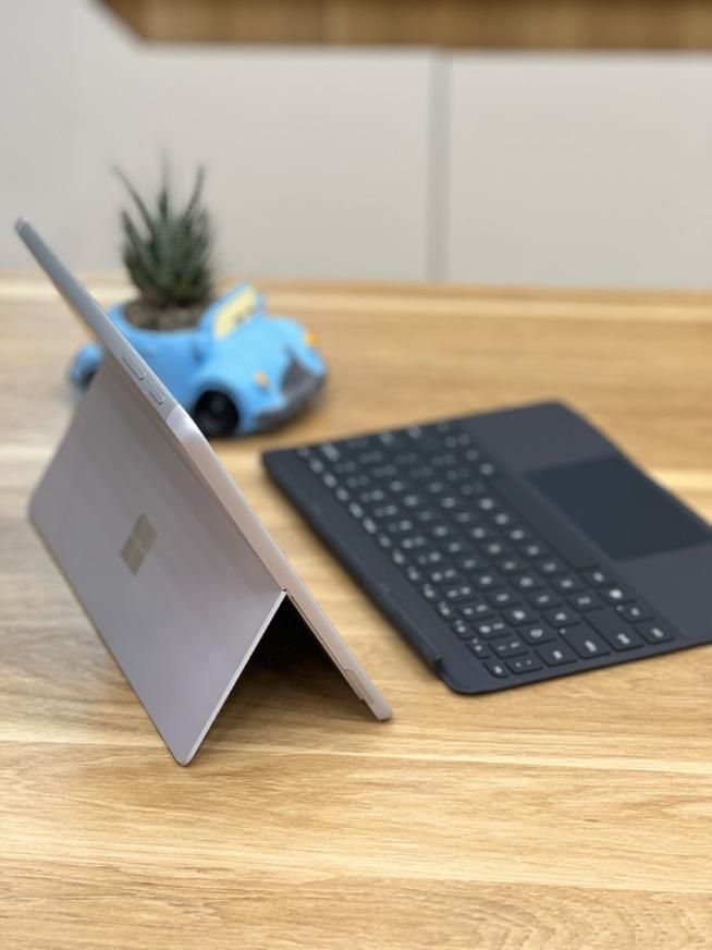 سرفیس گو ۱ surface go 1|رایانه همراه|تهران, میدان ولیعصر|دیوار
