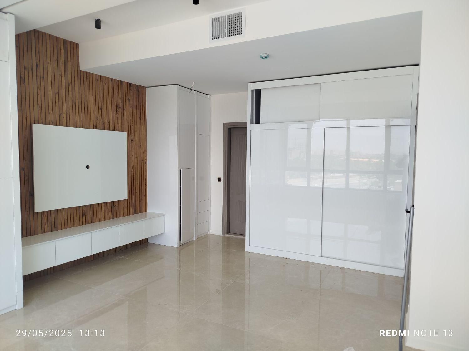 ساخت و نصب انواع کابینت فلز و ام دی اف|خدمات پیشه و مهارت|کرمان, |دیوار